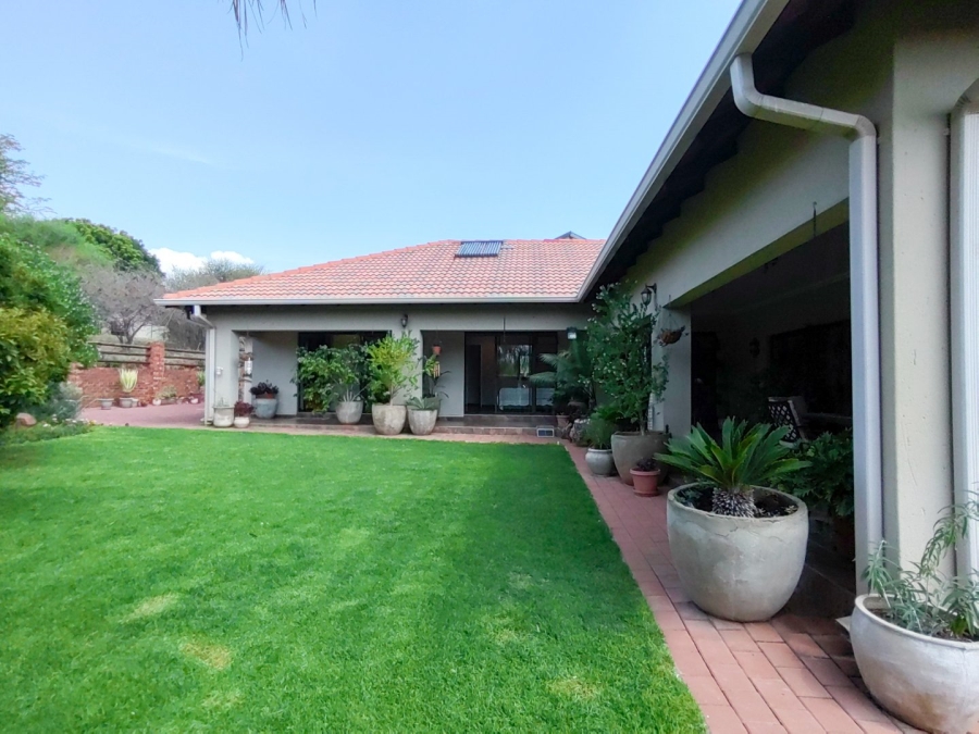 3 Bedroom Property for Sale in Seasons Lifestyle Estate North West
